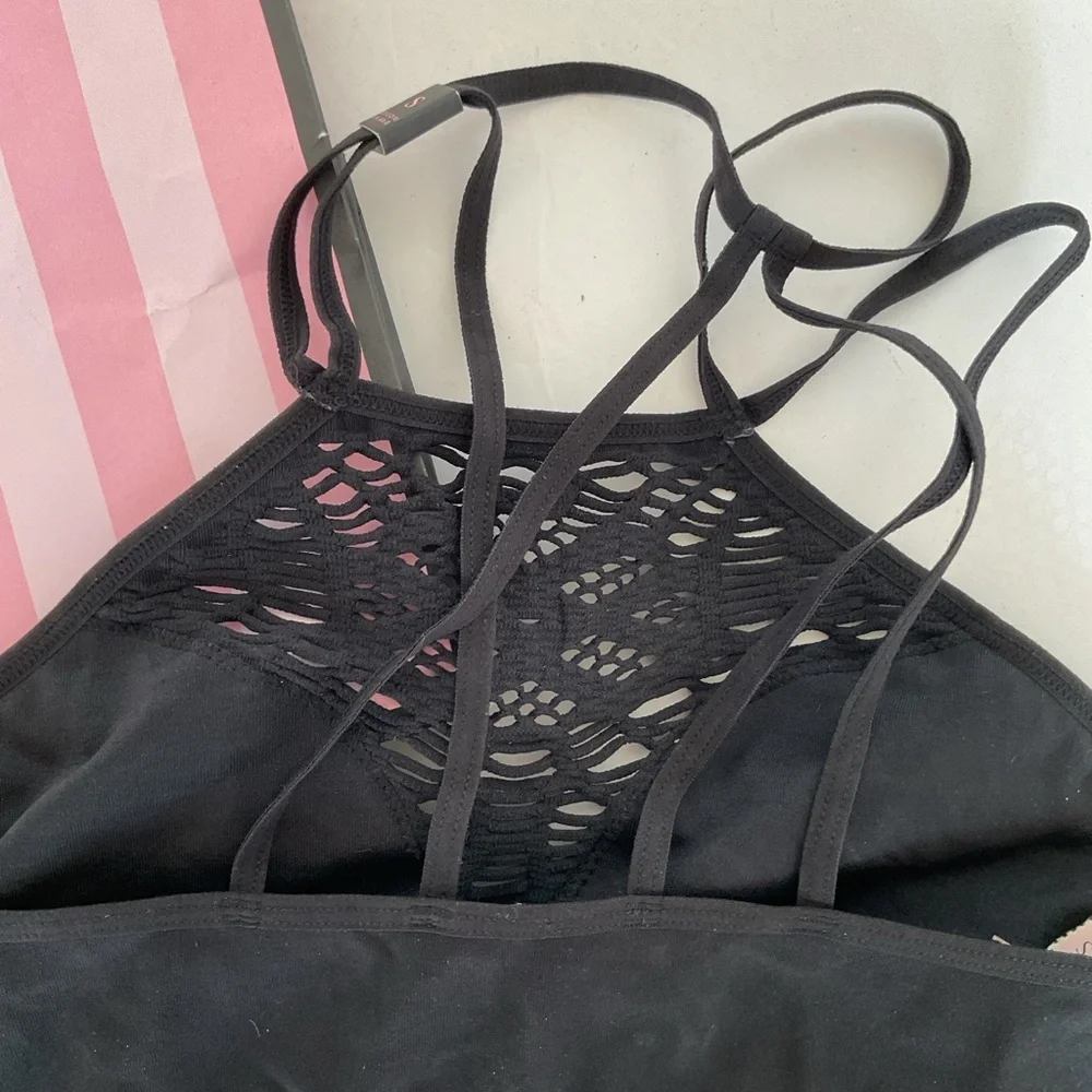 NWT Victorias Secret seamless cutout high neck bralette. Size small. - Picture 7 of 15